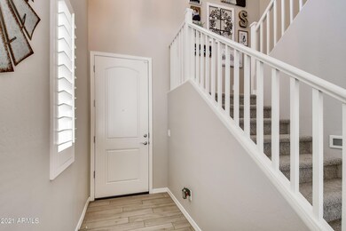 05 Foyer