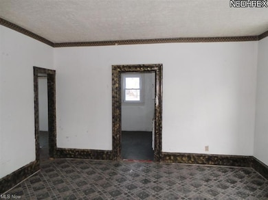 1123 4th St NE, Canton, OH 44704 - photo 4