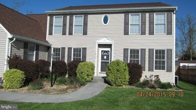 137 Churchill Dr, Stephens City, VA 22655 - photo 2