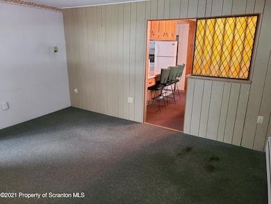 206 Barnard St, Dunmore, PA 18512 - photo 4