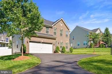 704 Rollins Ave, Capitol Heights, MD 20743 - photo 2