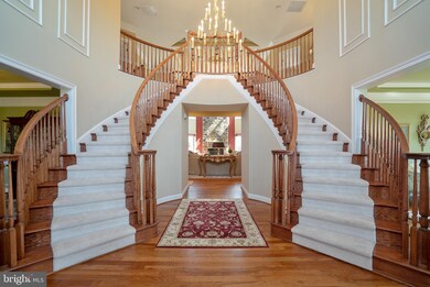 16742 Falconhurst Dr, Purcellville, VA 20132 - photo 3