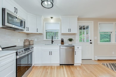 2 Oceanview Ave, Saugus, MA 01906 - photo 6