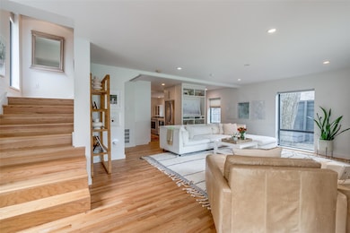 6242 Vanderbilt Ave, Dallas, TX 75214 - photo 2