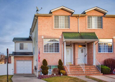 51 Dexter Ave, Staten Island, NY 10309 - photo 3