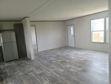 4314 Louisiana 27 unit 53, Sulphur, LA 70665 - photo 3