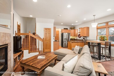 283SouthsideDr_HiRes_230224006