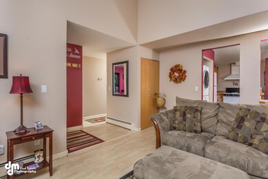 4530 Reka Dr Anchorage AK-large-012-12-L