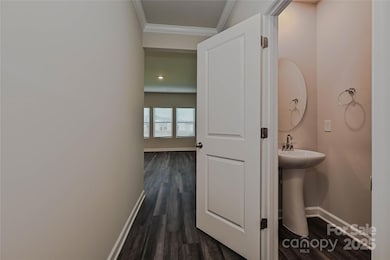 1313 30th Street Ln NE, Conover, NC 28613 - photo 3