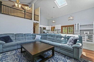 106 Bexhill Ct, Bushkill, PA 18324 - photo 5