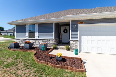 1345 Houston Ct, Republic, MO 65738 - photo 2