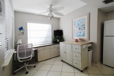 1333 Siesta Bayside Dr unit 1333D, Sarasota, FL 34242 - photo 6