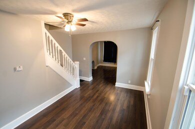 830 S 18th-8557