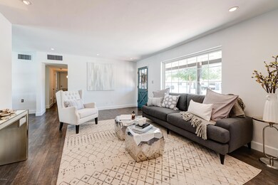 005_Living Room III