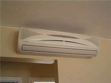 Air Conditioner / Heater