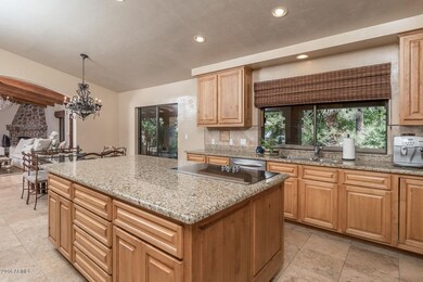 04Kitchen