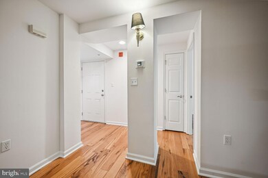 2627 Adams Mill Rd NW unit T4, Washington, DC 20009 - photo 7