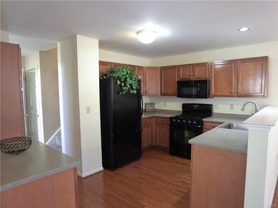 6870 Hunt Dr, Macungie, PA 18062 - photo 2