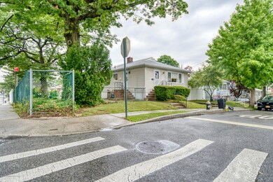 314 Dickie Ave, Staten Island, NY 10314 - photo 4