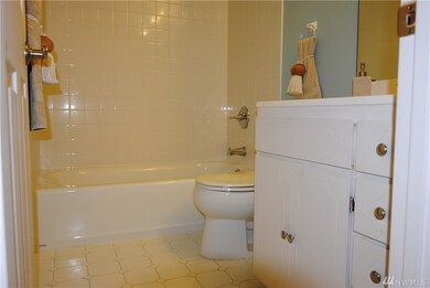 13550 37th Ave S unit 4, Tukwila, WA 98168 - photo 5