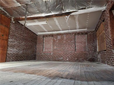 2nd floor of garage