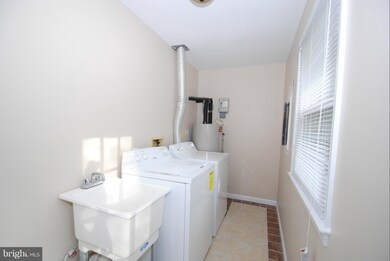 2042 Aquia Dr, Stafford, VA 22554 - photo 7