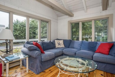 09_80LewisRoad_97001_Sunroom_MLSuse_1500