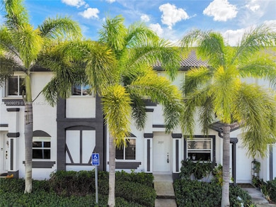 2221 SE 26th Ln unit 2221, Homestead, FL 33035 - photo 2