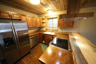 Main-Kitchen