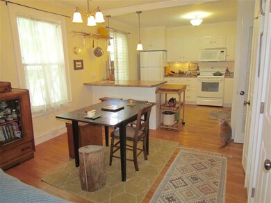 32 School St unit 2, Montpelier, VT 05602 - photo 6