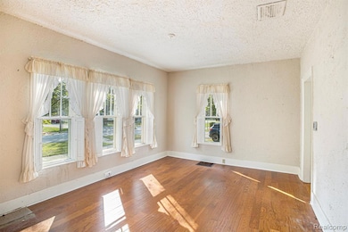 Bright Living Room could also be transformed into a primary suite.