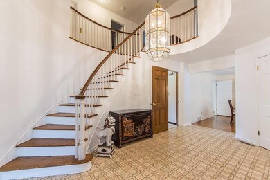 Beautiful Bridal Staircase