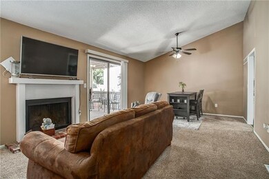 Great Open Floor Plan From Living, Dining & Kitche