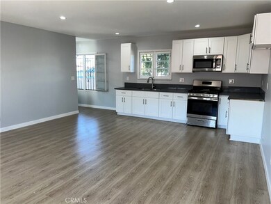 531 W 56th St unit 1/2, Los Angeles, CA 90037 - photo 3