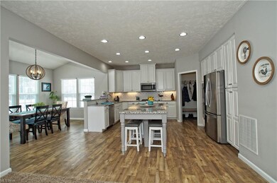 765 Hilliary Ln, Aurora, OH 44202 - photo 4