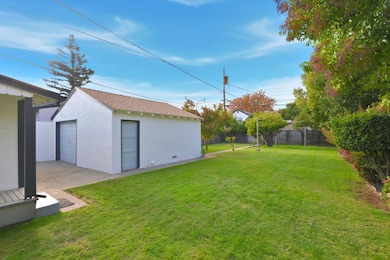 1130 Janey Way, Sacramento, CA 95819 - photo 7