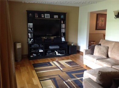 118 Moorefield Place, Scott Depot, WV 25560 - photo 3