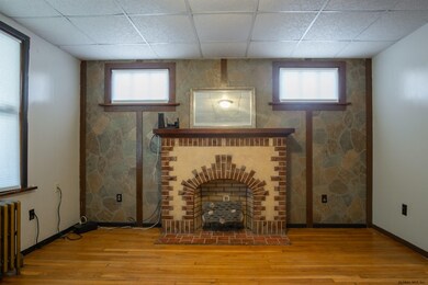 66 Mill St, Troy, NY 12180 - photo 4