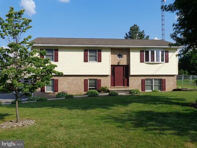 1272 Brechbill Rd, Chambersburg, PA 17202 - photo 2