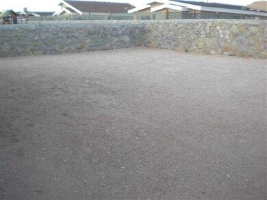 14260 Desert Mesquite Dr, Horizon City, TX 79928 - photo 6