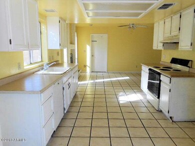 023-279089 - Kitchen and Dining Room