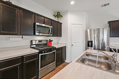 16640 Lonely Pines Dr, Conroe, TX 77302 - photo 5