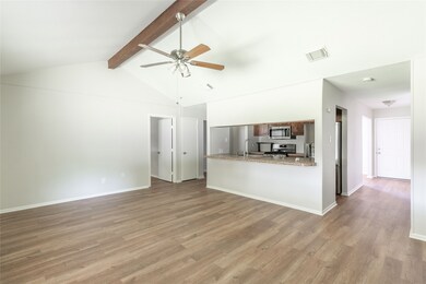 2530 Leichester Dr, Spring, TX 77386 - photo 2