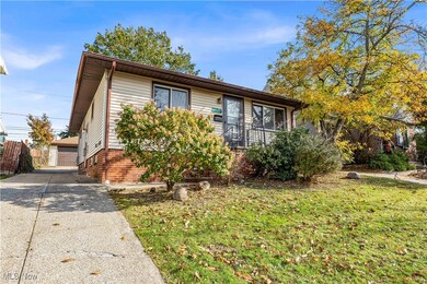 View of front facade with a front lawn