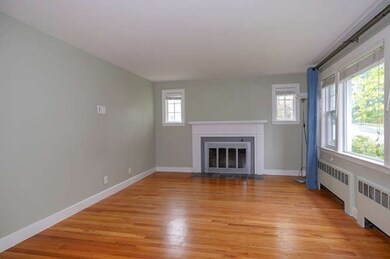 657 Water St, Framingham, MA 01701 - photo 2