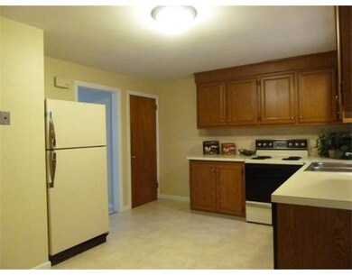 43 Patty Ln unit 43, Northborough, MA 01532 - photo 3