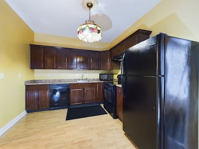 568 Haverhill St unit C, Lawrence, MA 01841 - photo 2