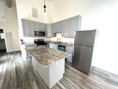 374 W Main St unit 202, Bath, PA 18014 - photo 7