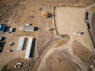 708 10th Ave W, Lisbon, ND 58054 - photo 3