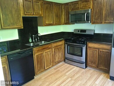 9278 Cardinal Forest Ln unit 302, Lorton, VA 22079 - photo 7